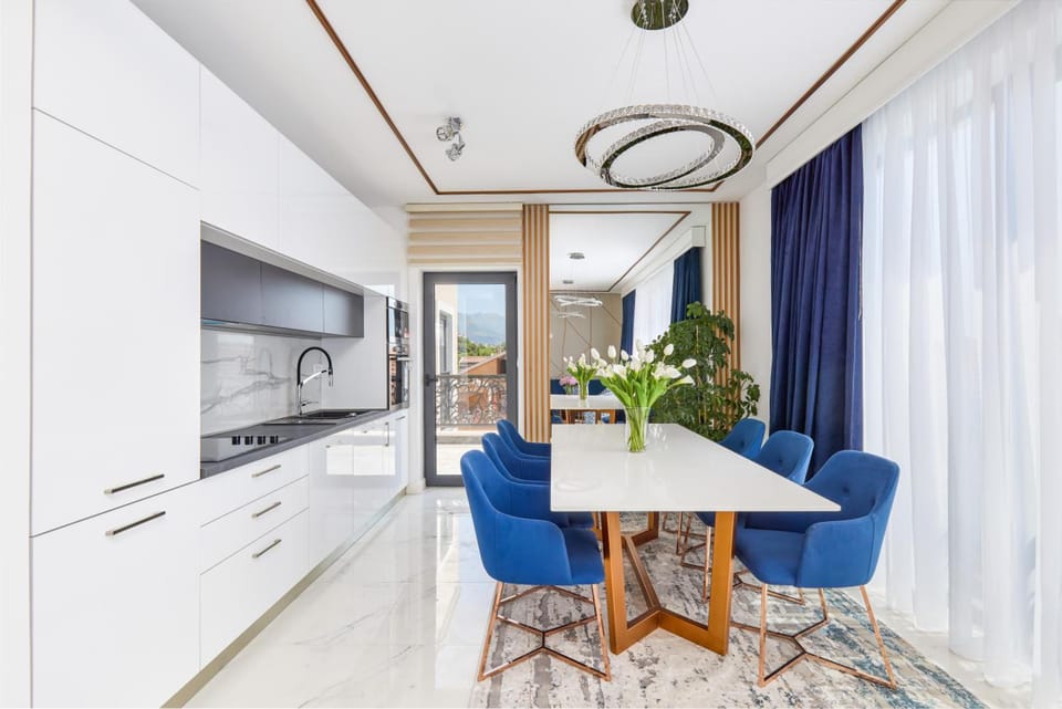 Moderna Luxury Apartments with HEATED pool Hotel in Kotor Municipality