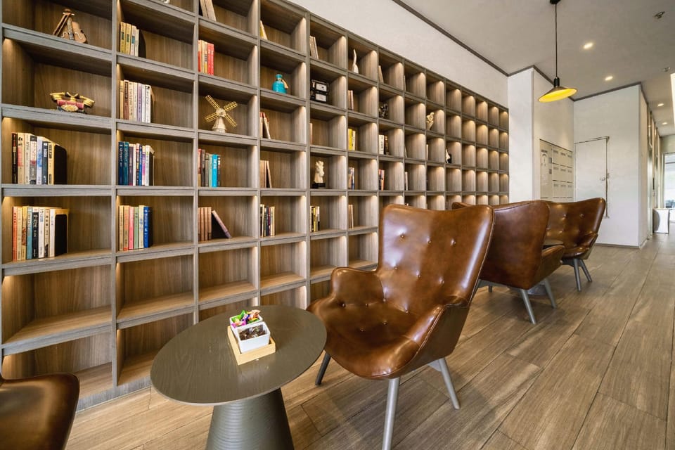 Hanting Hotel Haiyan Development Zone Bei'an Plaza Hotel in Zhejiang