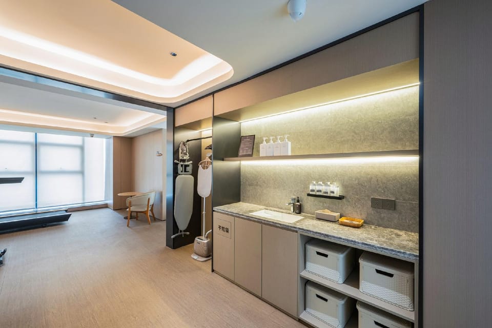 Ji Hotel Zhengzhou East Railway Station Hotel in China