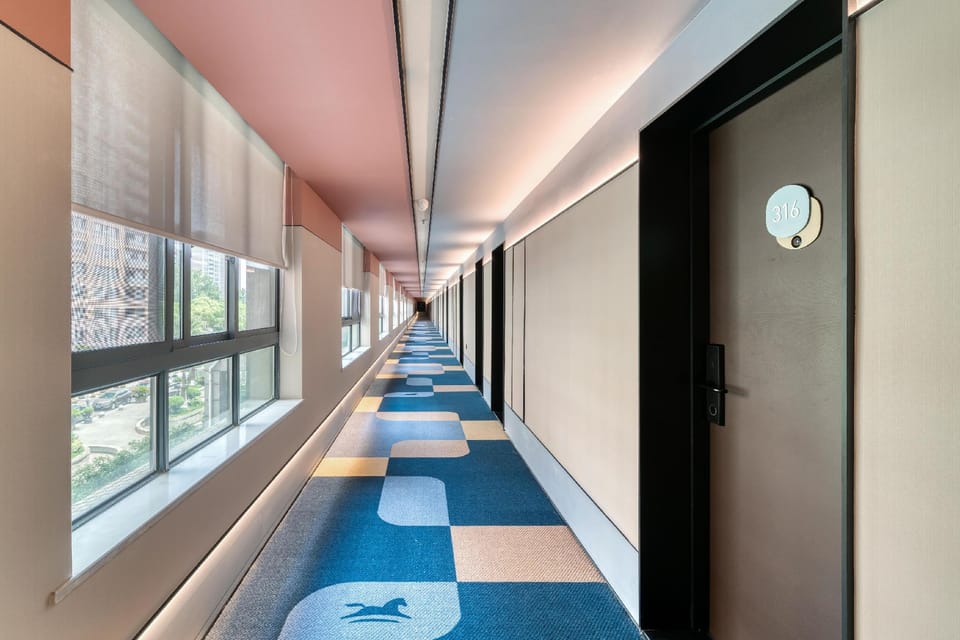 Hanting Hotel Hangzhou Sandun West Lake Science and Technology Park Hotel in Hangzhou