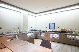 Hanting Hotel Ningbo Zhenhaizhuang Vanke Plaza Hotel in Zhejiang