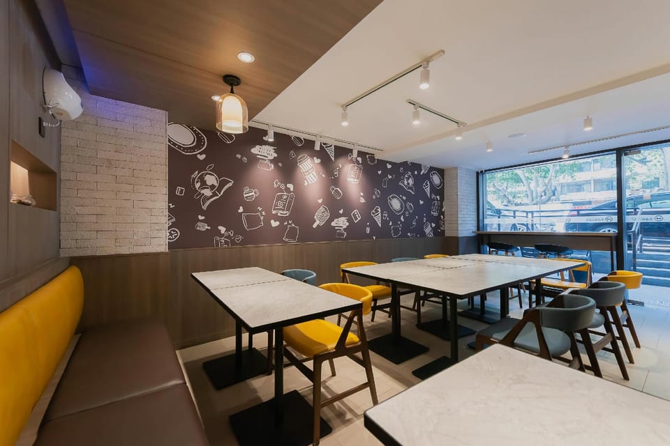 Hanting Premium Hotel Nanjing Zhujiang Road Fuqiao Metro Station Hotel in Nanjing