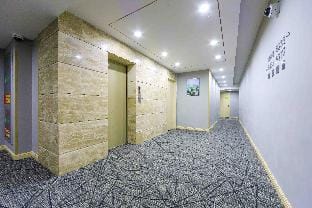 Hi Inn Shanghai Hongqiao Songyuan Road Hotel in Shanghai