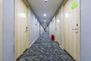 Hi Inn Shanghai Hongqiao Songyuan Road Hotel in Shanghai