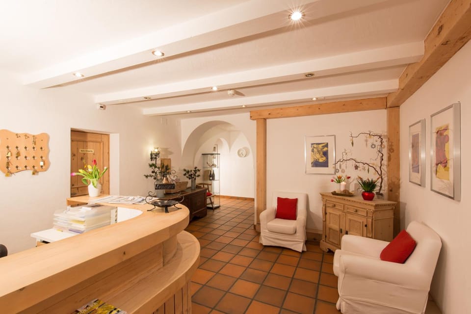 Hotel Restaurant GABRIEL Hotel in Canton of Grisons