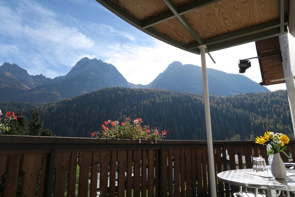 Hotel Restaurant GABRIEL Hotel in Canton of Grisons