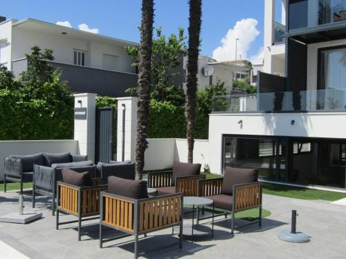 Beach Hotel Bozikovina 2 Hotel in Podstrana