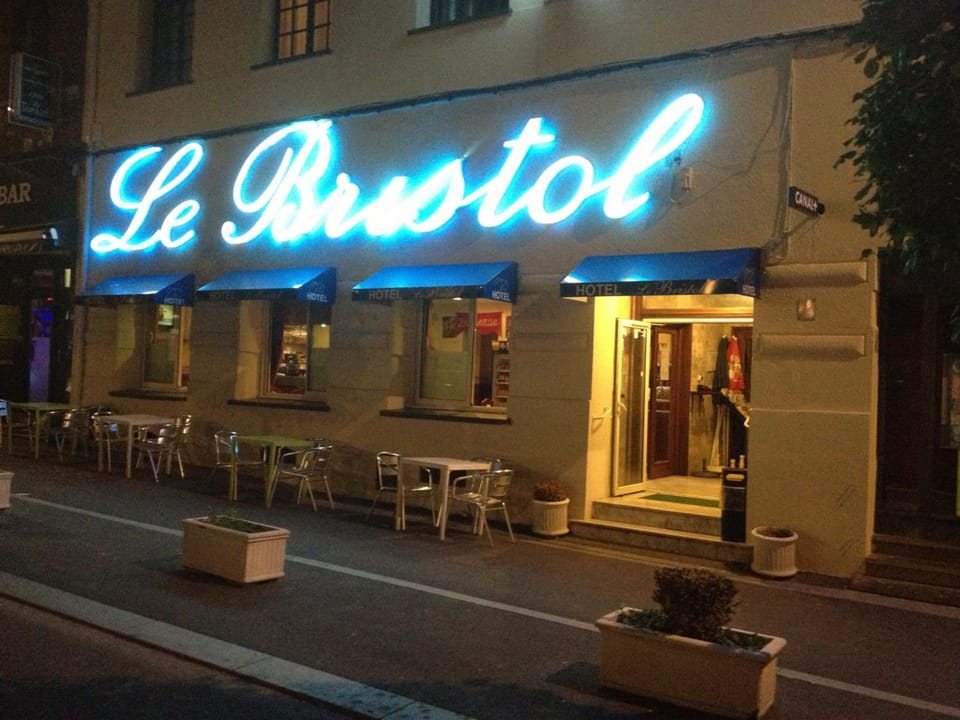 Hotel Le Bristol Hotel in Valenciennes
