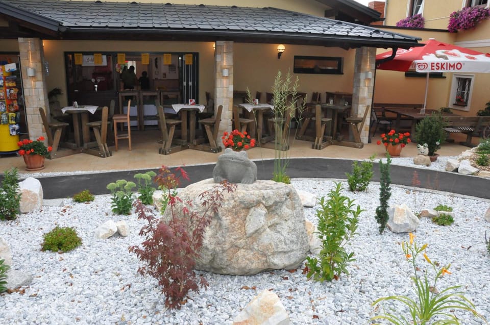 Gasthof Plasch Hotel in Carinthia, Austria