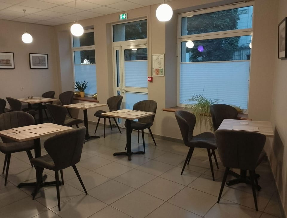 lhotel Hotel in Pays de la Loire