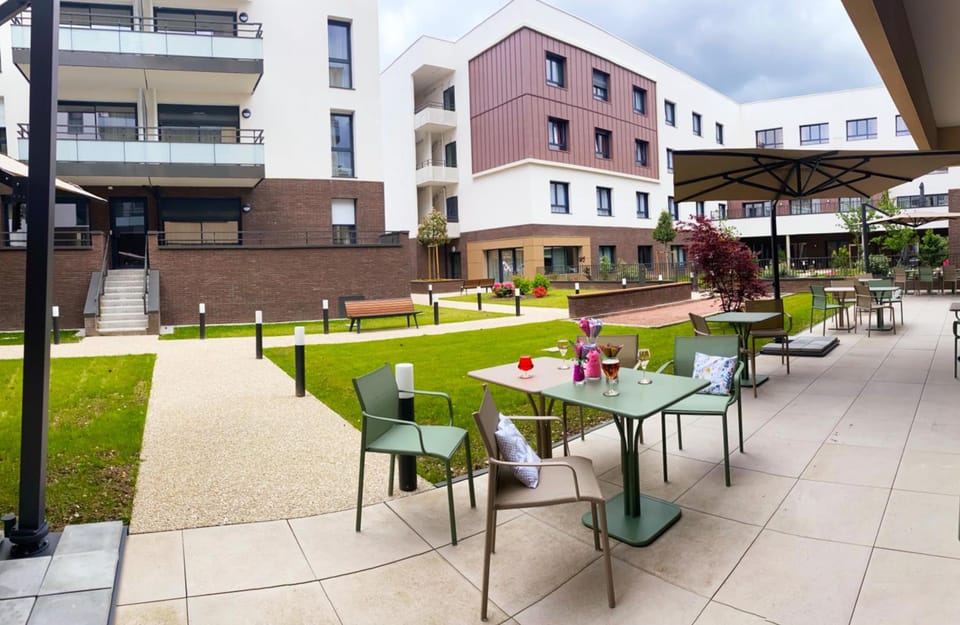 Les Boreales - Appart'hotel & Restaurant Hotel in Rouen