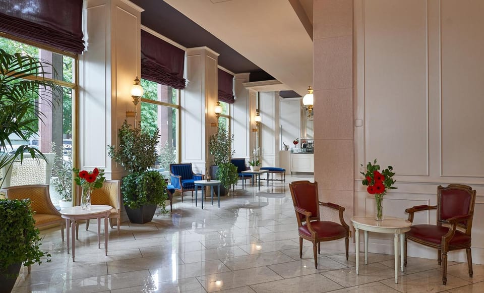 Hotel Astoria Hotel in Piedmont