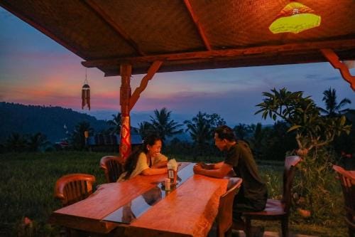 Puri Sunny Camp Lodge in Bali