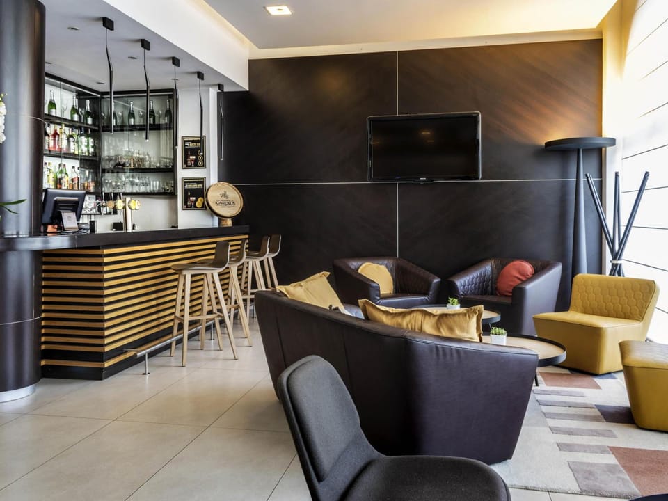 Bar/lounge
