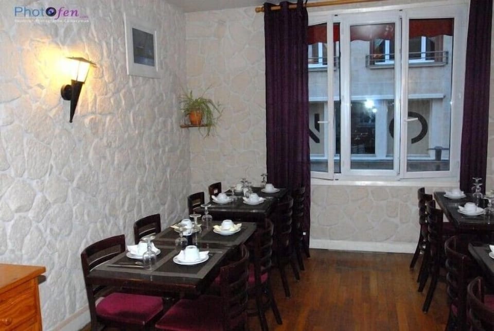 Hotel Les Arcades Hotel in Rouen