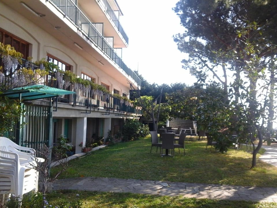 Residence la Vignetta Hotel in Varazze