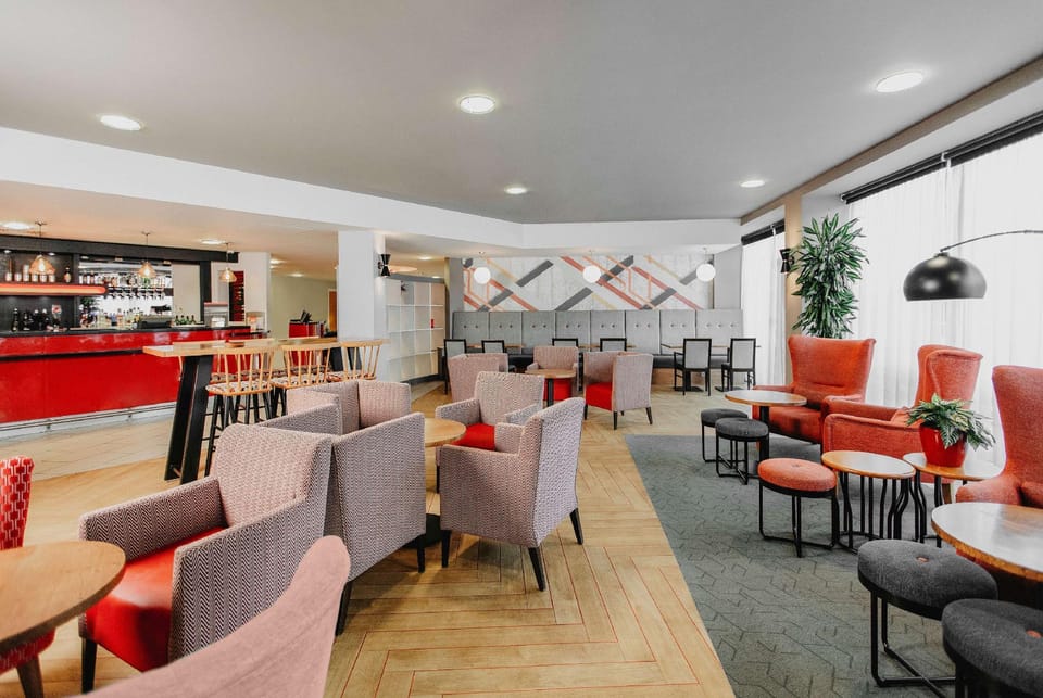 Ramada Encore by Wyndham Newcastle-Gateshead Hotel in Gateshead