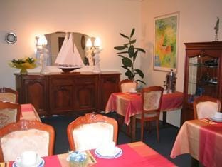 Hotel Napoleon Hotel in Normandy