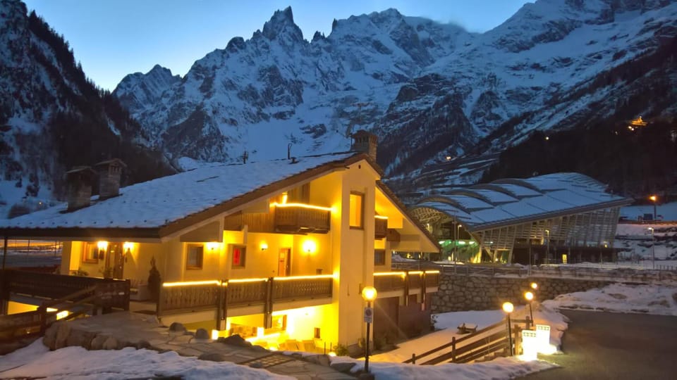 Shatush Hotel Hotel in Entrèves