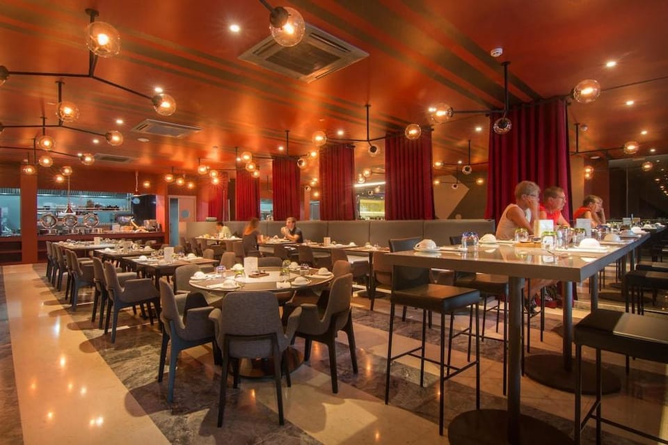 SUN & MOON, Urban Hotel Hotel in Phnom Penh Province