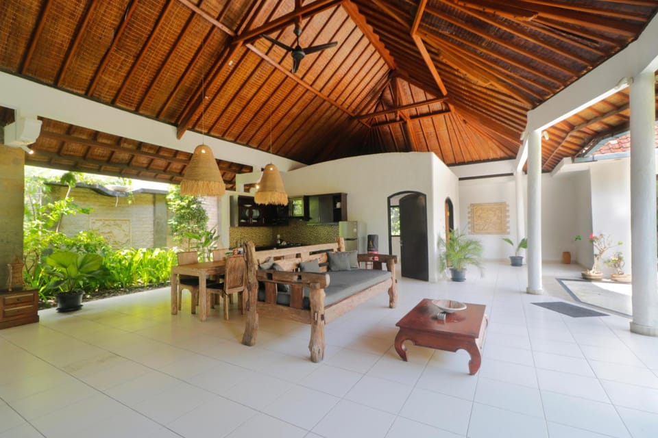 Singgah Villas Seminyak Hotel in Kuta