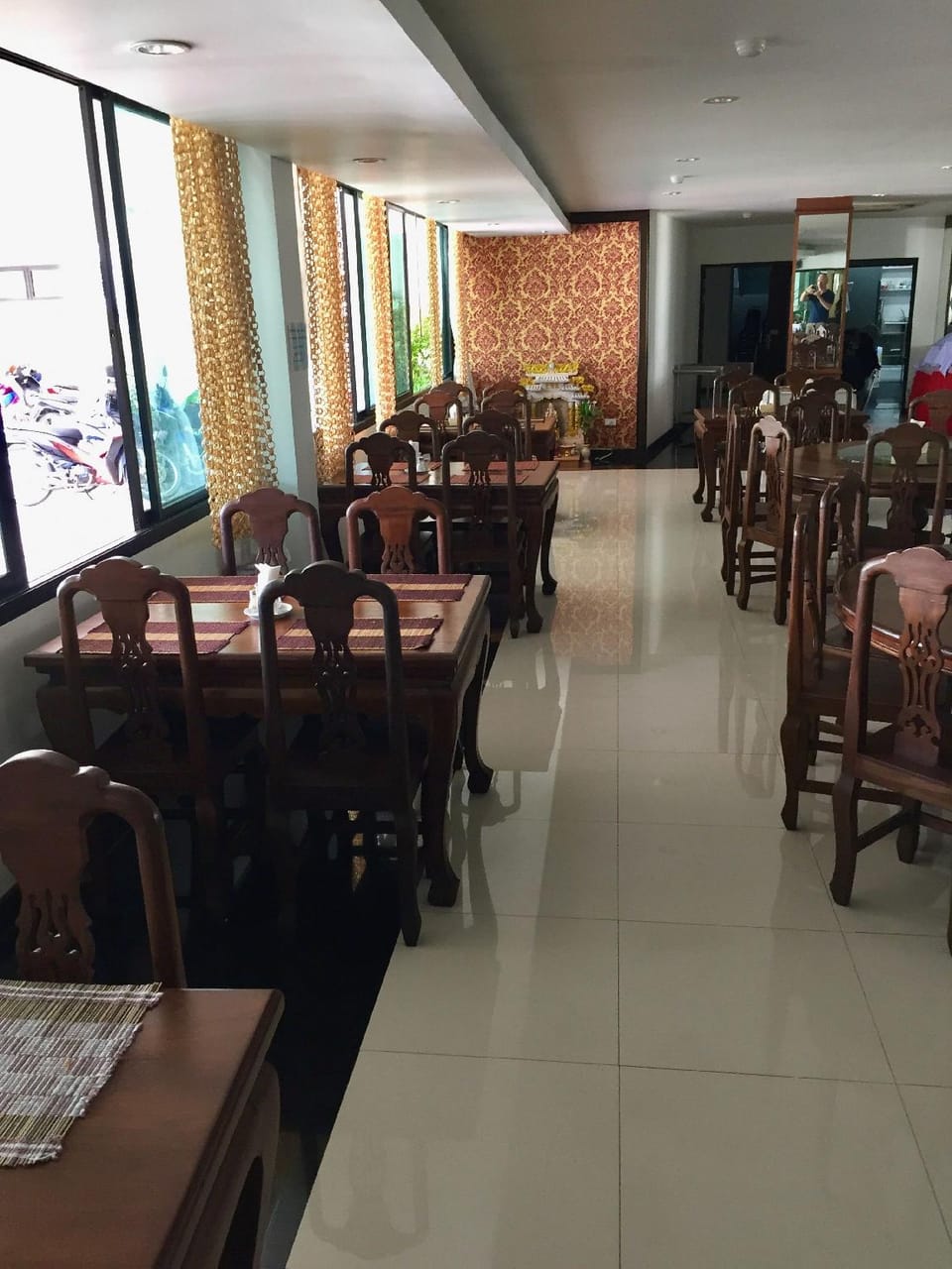 Wangburapa Grand Hotel Hotel in Chiang Mai