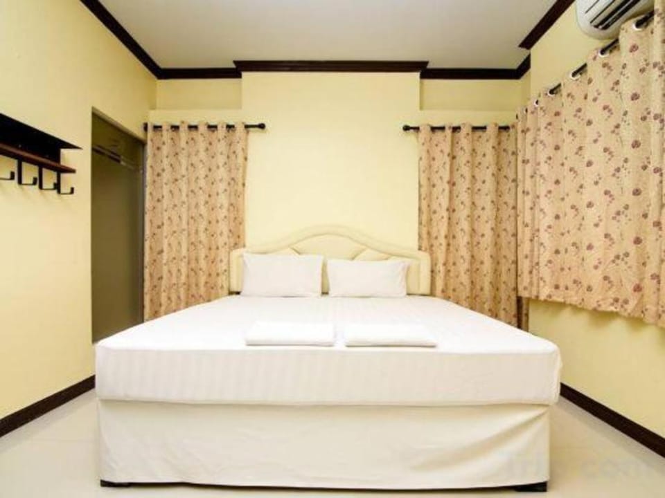 Bangrak Resort Resort in Laos