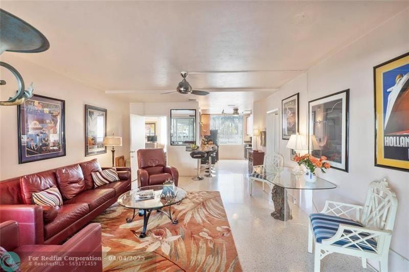 Holiday Isle Yacht Club Hotel in Fort Lauderdale