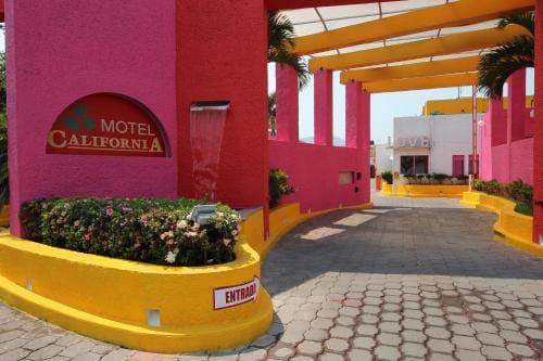 Motel California Motel in Jiutepec