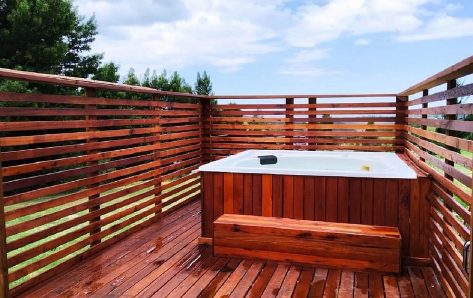 Hot tub
