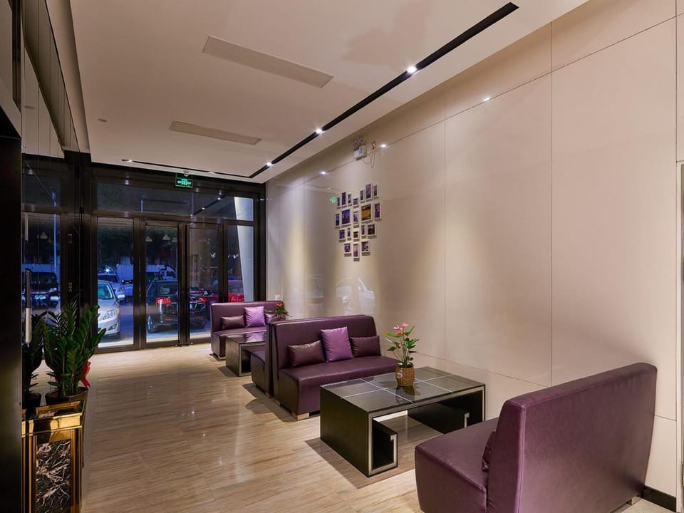 Lavande Hotel Suzhou Guanqian Pedestrain Branch Hotel in Suzhou