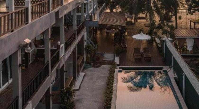 Tharadol Resort Tha Sala Resort in Thailand