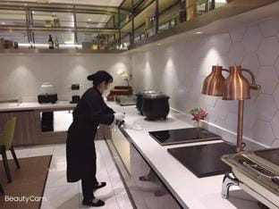 Magnotel Shanghai Maglev Station Hotel in Shanghai