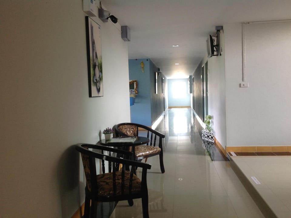 Siri Sothorn Apartment Hotel in Thailand
