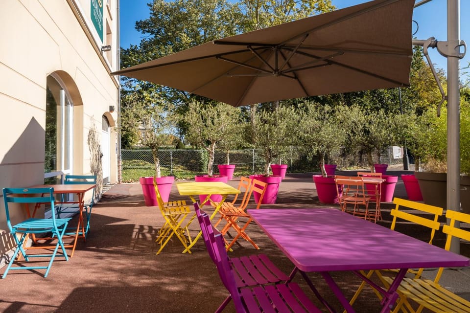 Quality Suites Maisons-Laffitte Paris Ouest Hotel in Sartrouville