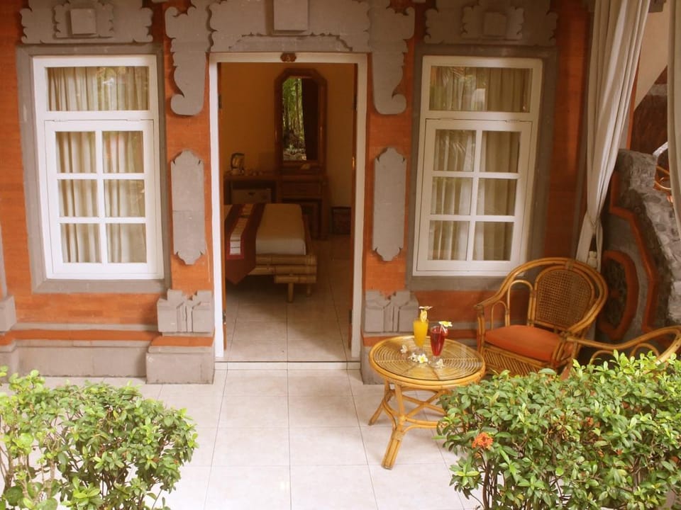 Chonos Hotel Hotel in Buleleng