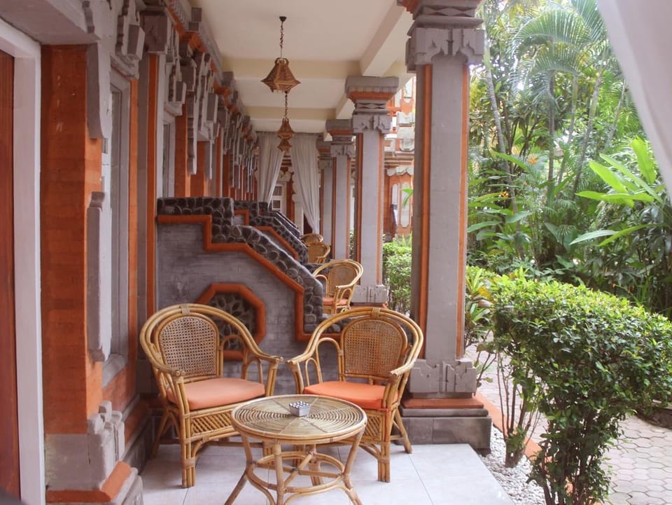 Chonos Hotel Hotel in Buleleng