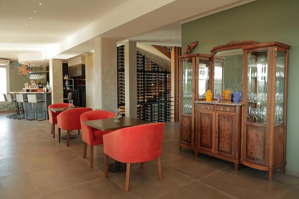 Bar/lounge