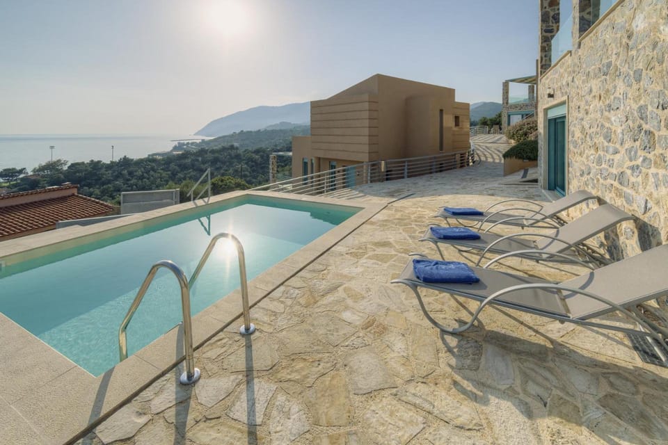 Ouzo Villas 1 Hotel in İzmir Province