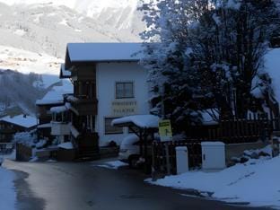 Forsthaus Falkner Hotel in Soelden