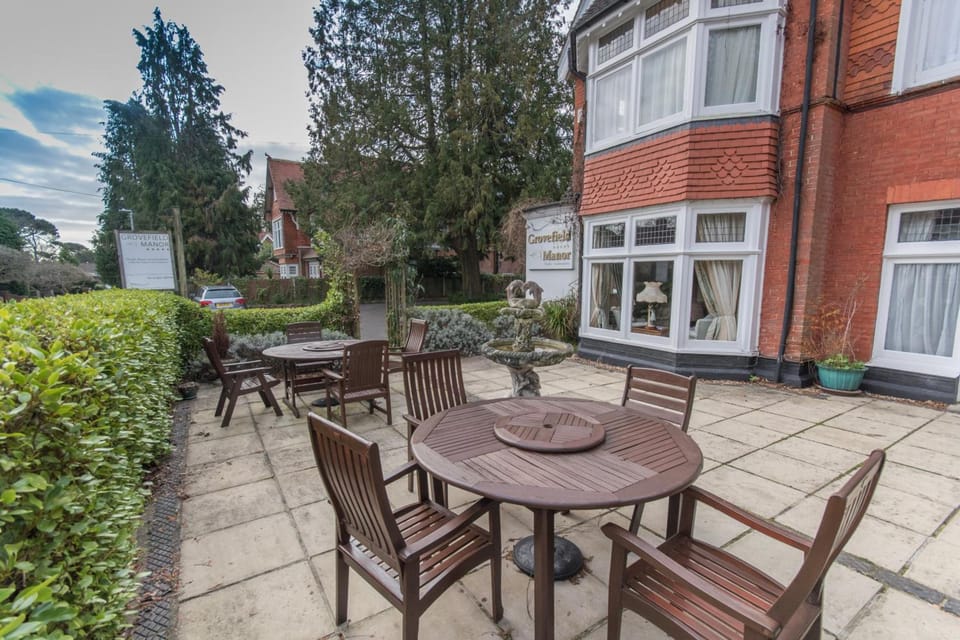 Grovefield Manor Hotel Hotel in Poole