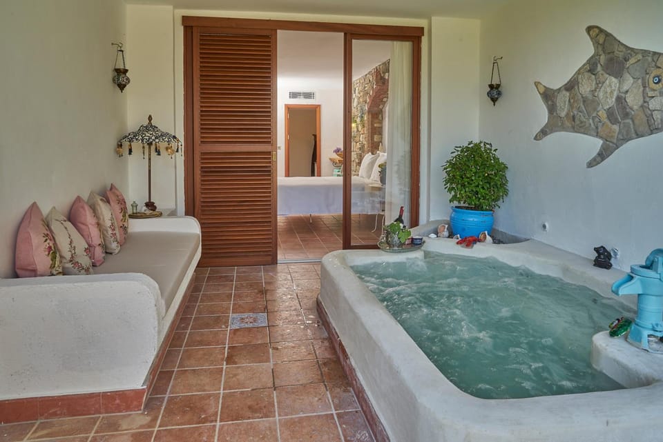 Villa Taraca Alacatı Romantik Otel Hotel in Alaçatı