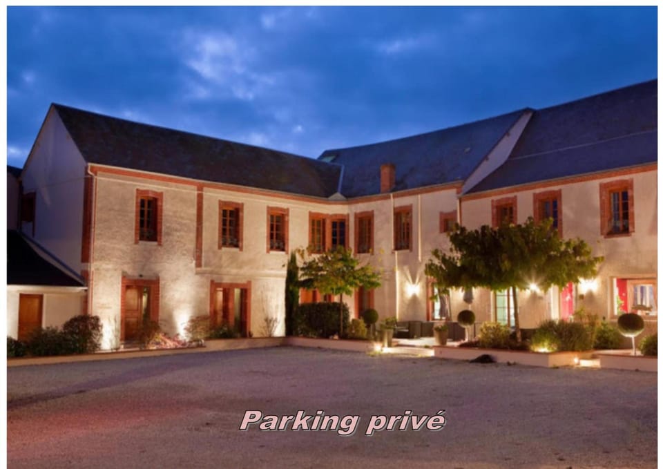 Hotel Burgevin Hotel in Centre-Val de Loire