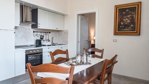 Palazzo dei Pavoni, Relais di Charme Hotel in L'Aquila