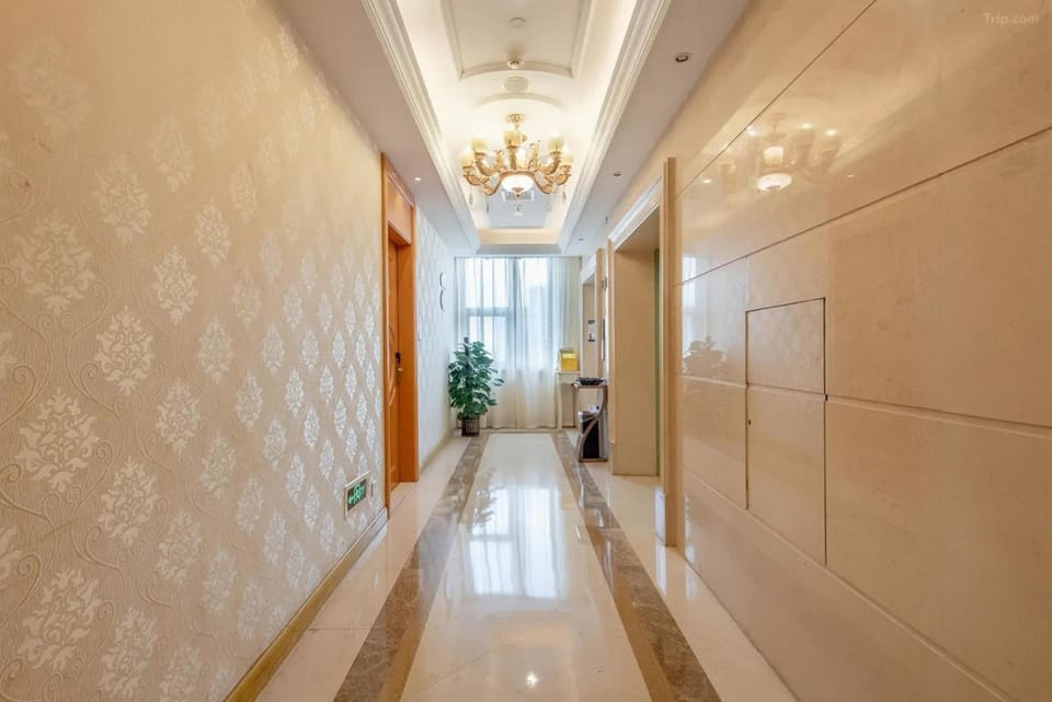 Vienna Hotel Guangzhou Beijing Road Pedestrian Street Hotel in Guangzhou