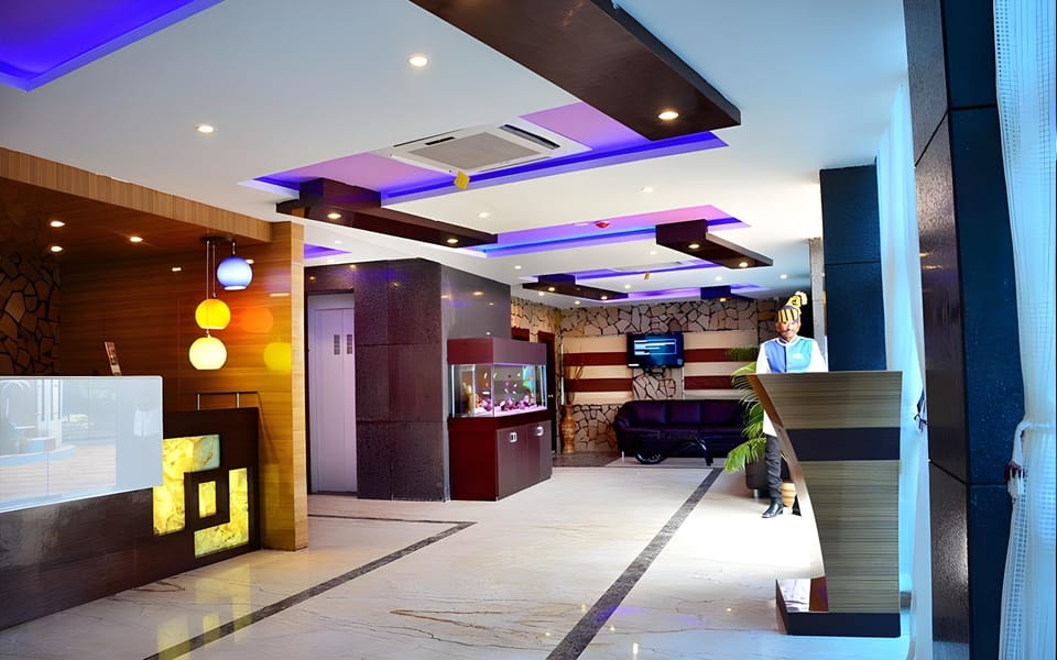 The Dolphin Palace Hotel Hotel in Kolkata