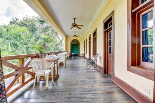 Colonial Suite @ Mahogany Hall Hotel in Cayo District