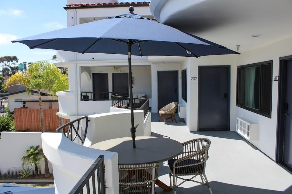 The Surfbreak Hotel Hotel in San Clemente