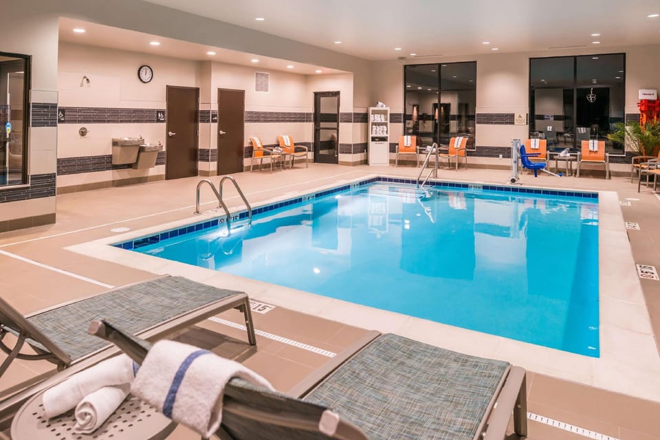 Hampton Inn & Suites Detroit/Wixom Hotel in Novi