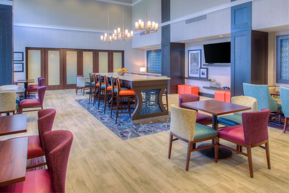 Hampton Inn & Suites Detroit/Wixom Hotel in Novi